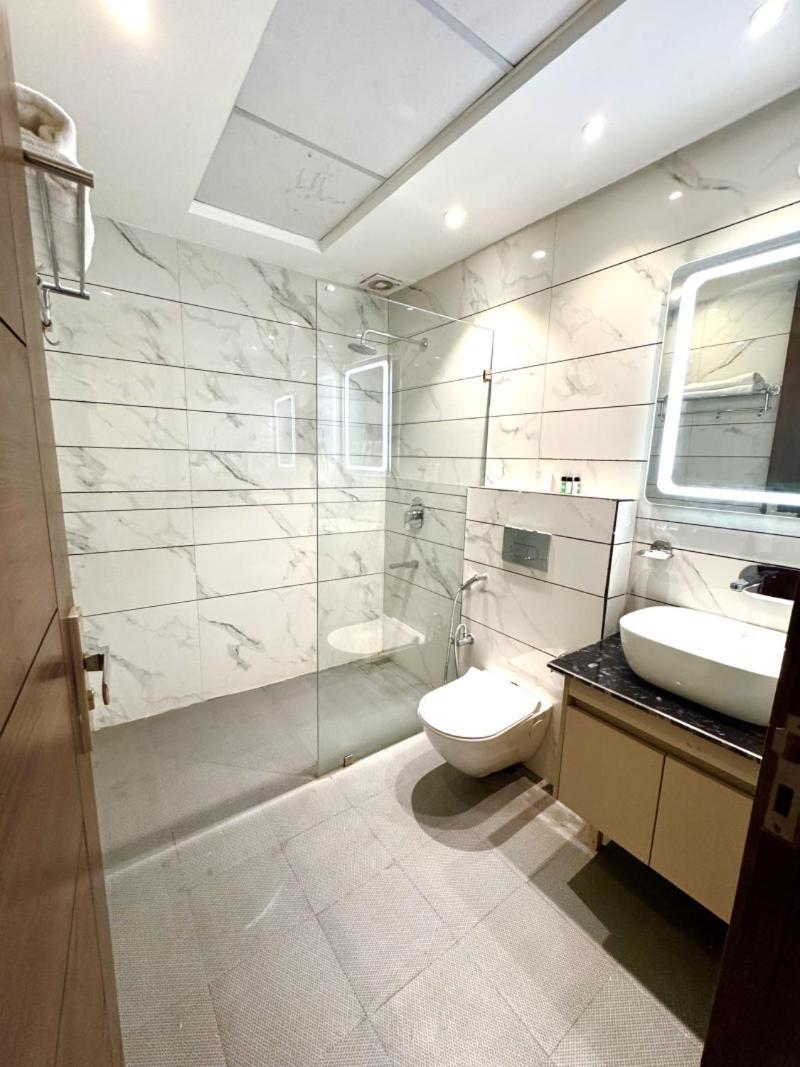 Hotel Prism Grand Zirakpur Zewnętrze zdjęcie