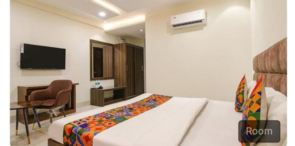 Hotel Prism Grand Zirakpur Zewnętrze zdjęcie